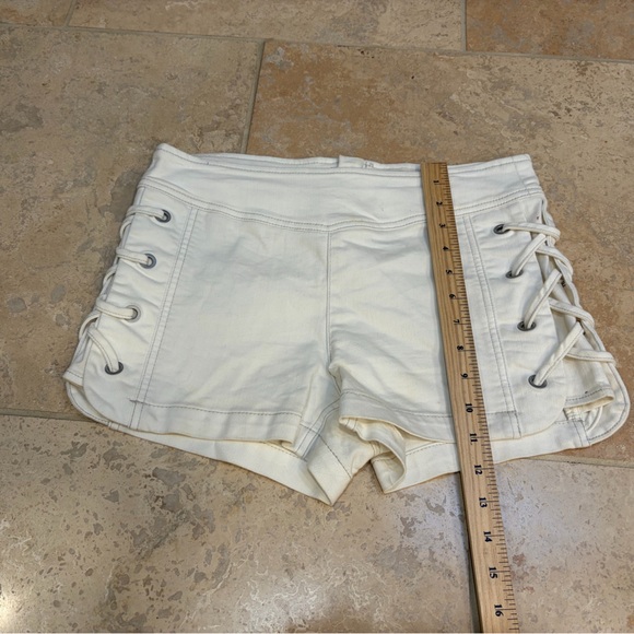 Free People Women's Lace-Up Cream Shorts - Picture 5 of 5